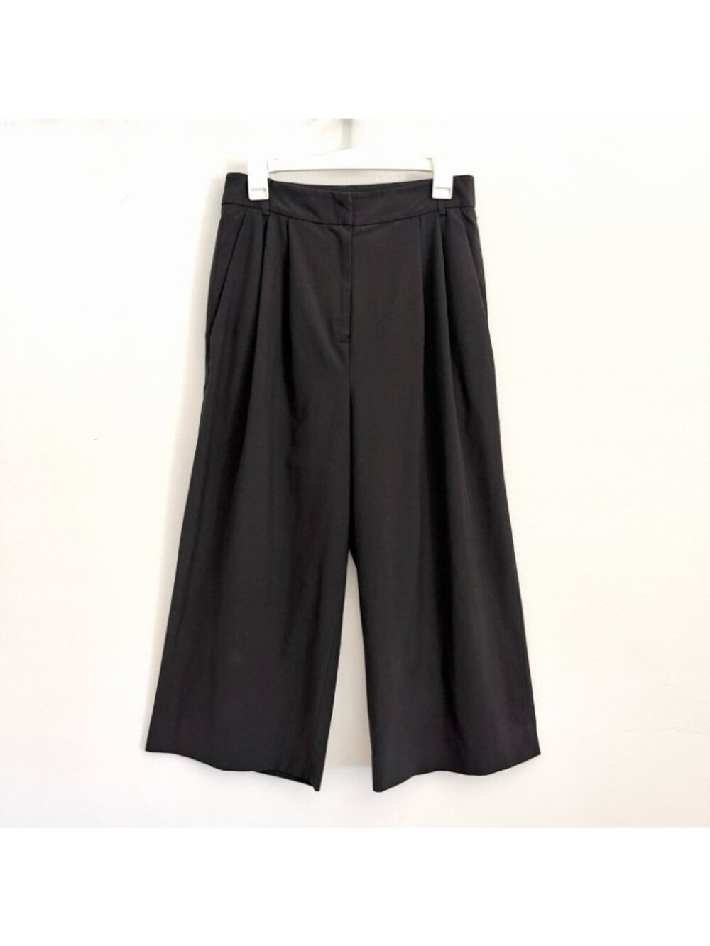 Tibi Black Wide Leg Edith Pleated Stella Culotte Trousers Cropped Women’s Size 4 - Picture 2 of 9